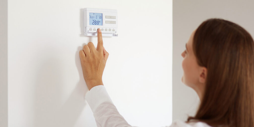 Exact location to place your thermostat to avoid heating your home